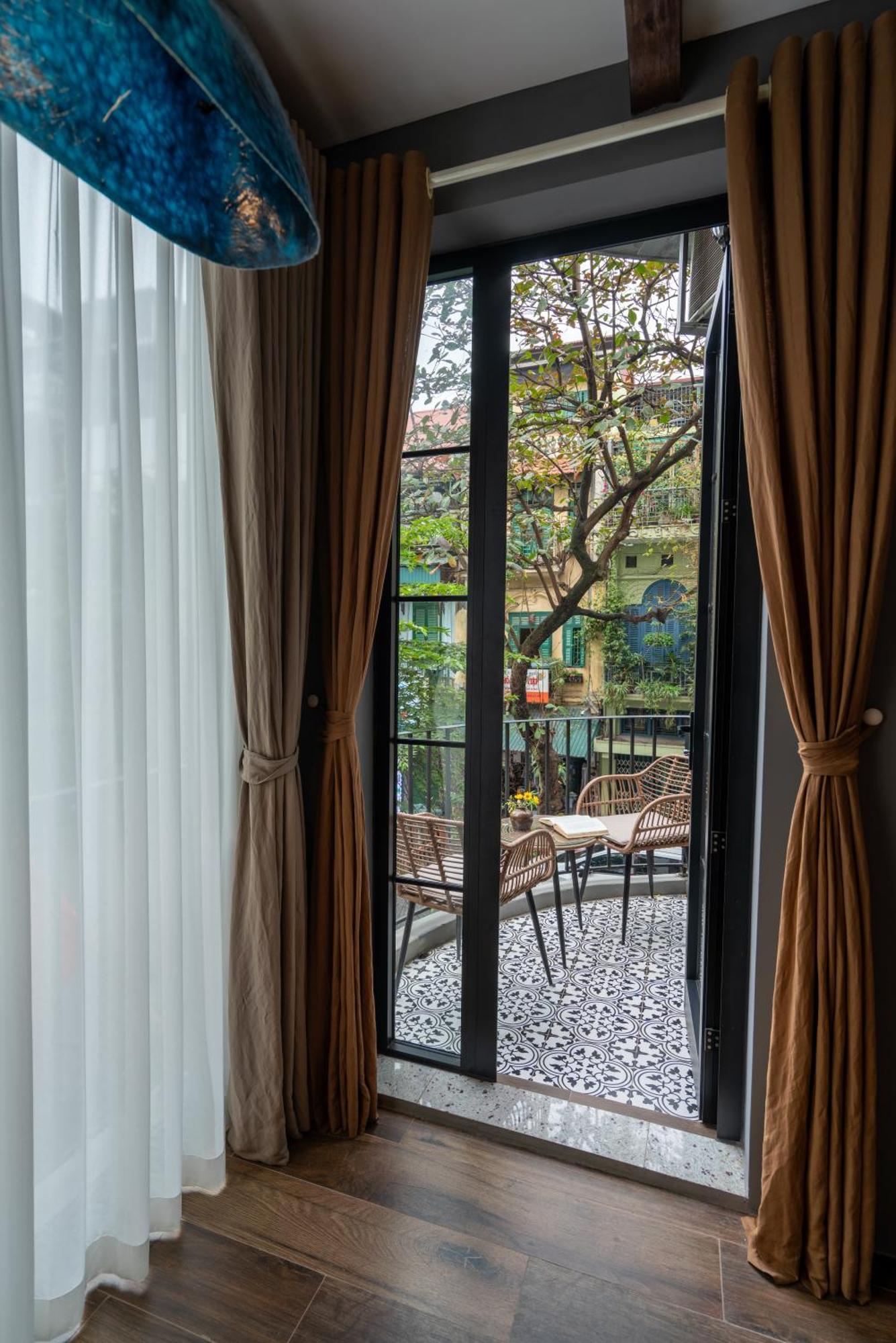 Appart hôtel Phen Art House, Artistic Living In The Heart Of Old Quarter